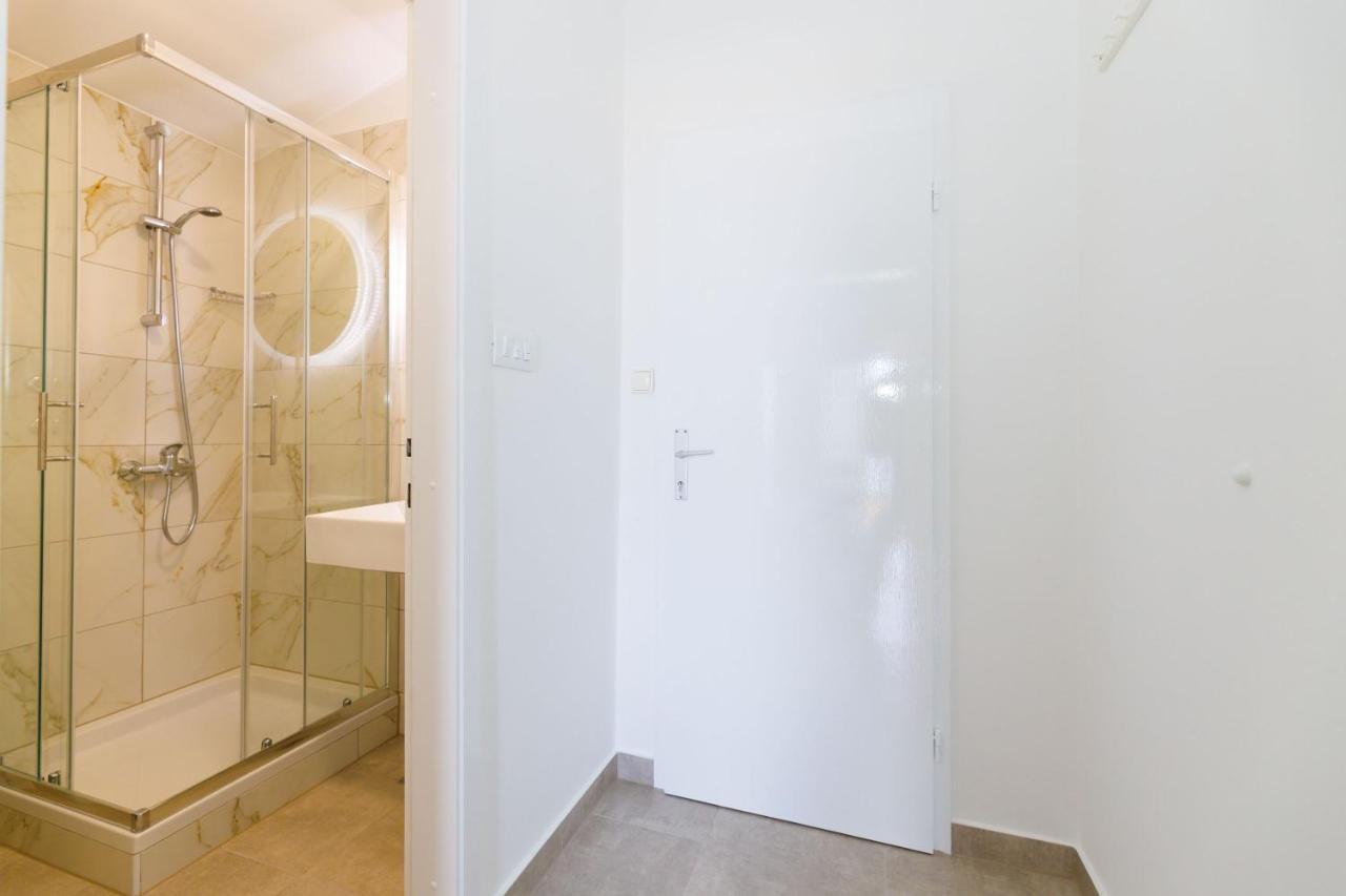 Villa Neda Makarska Extérieur photo